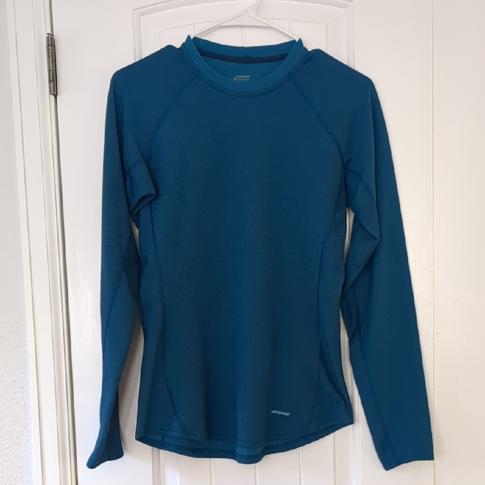 Patagonia Women’s Midweight Crewneck Long Sleeve Baselayer Top